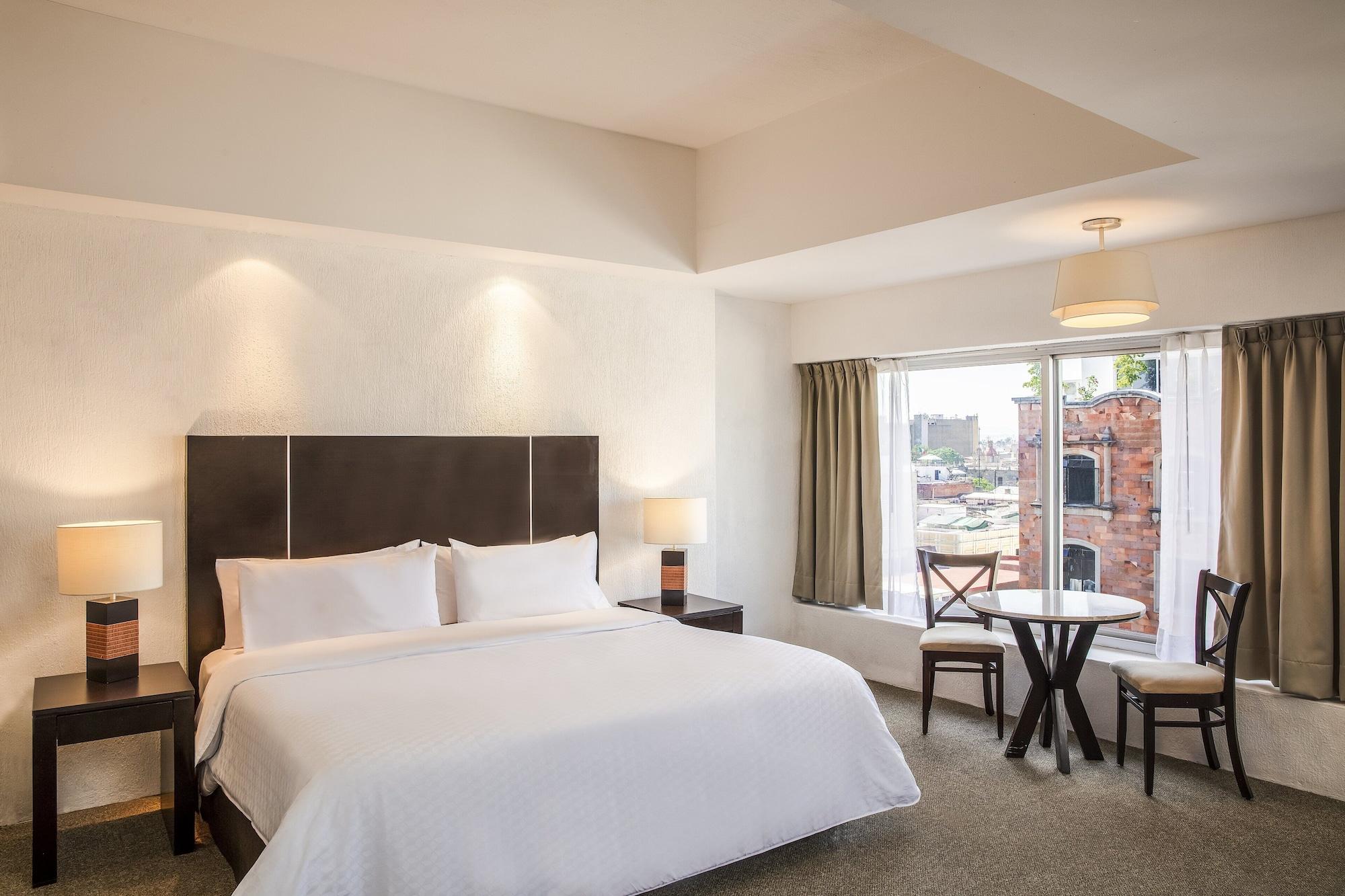Hotel Plaza Genova Centro Guadalajara Dış mekan fotoğraf