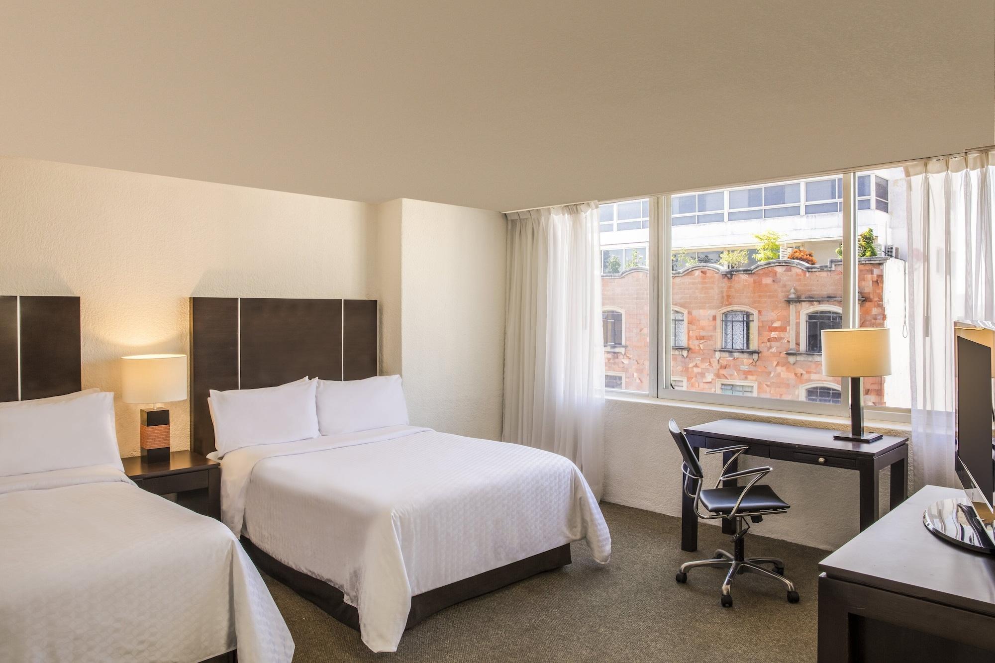 Hotel Plaza Genova Centro Guadalajara Dış mekan fotoğraf